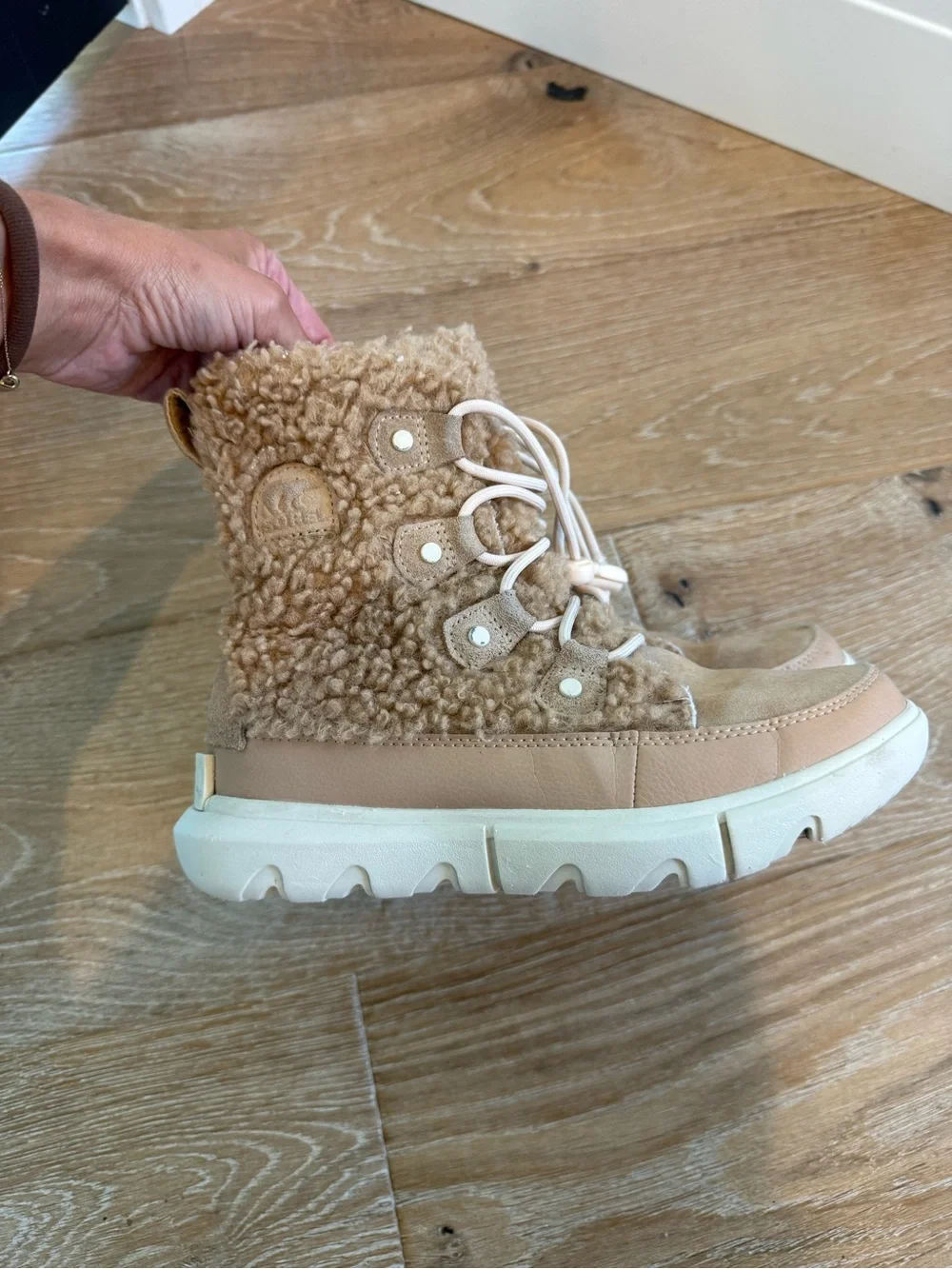 Sorel Kids Sherpa Lace-Up Winter Boots - Tan